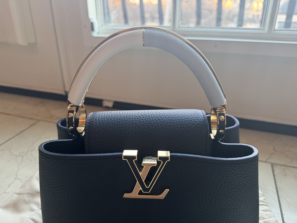 LV capucine BB